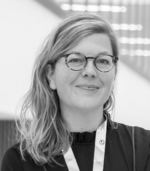 Dre Carmen Schröder